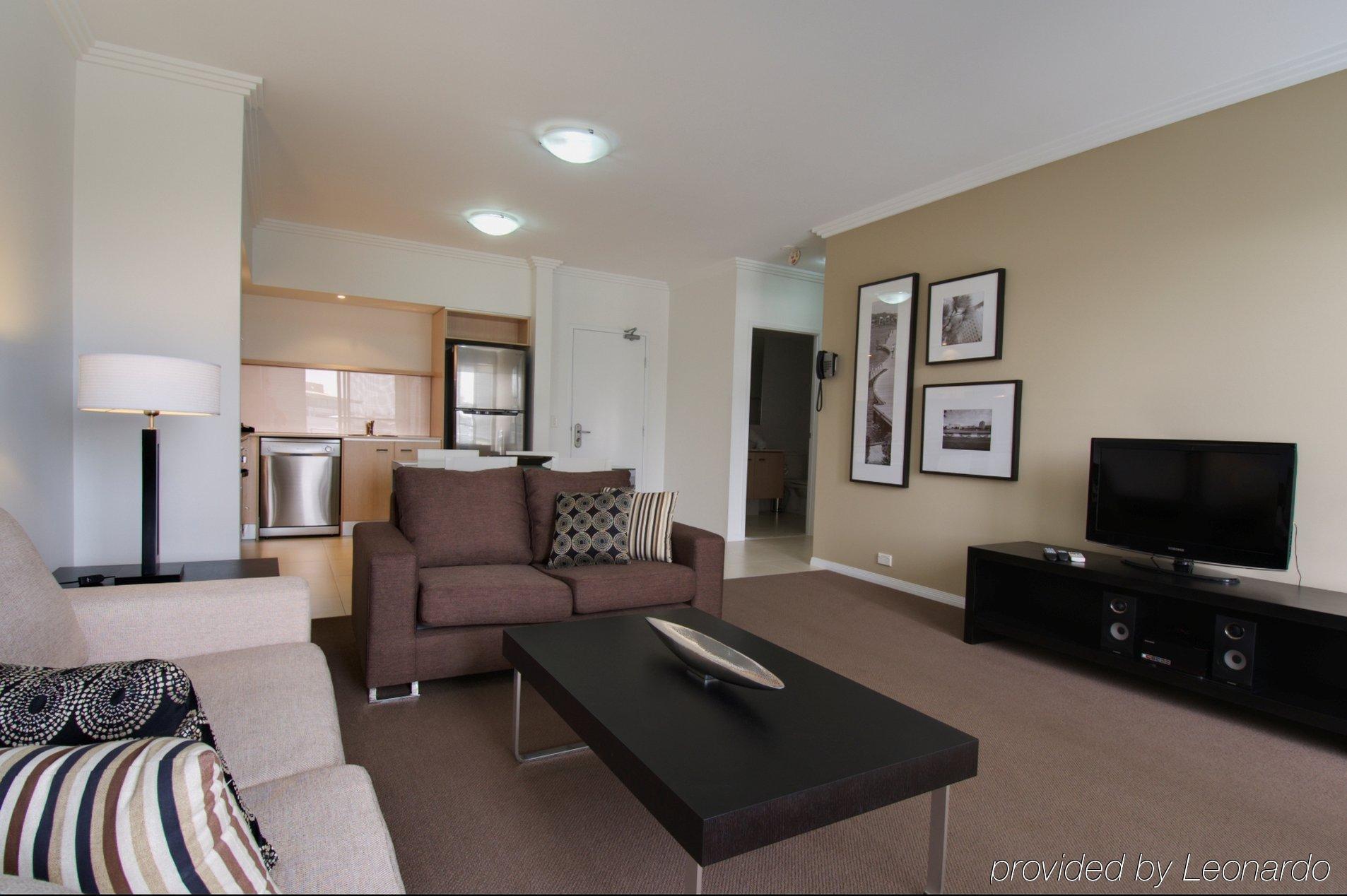 Chancellor Executive Apartments Gold Coast Phòng bức ảnh